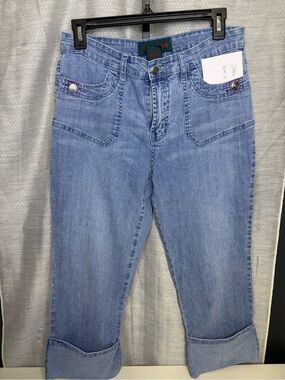 Adolfo Light Women’s Relaxed Jeans with Cuffed Hems Size 8